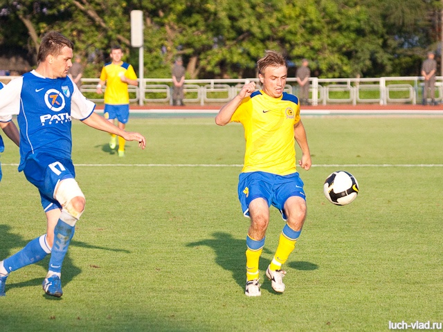 Владимир Михалев у мяча